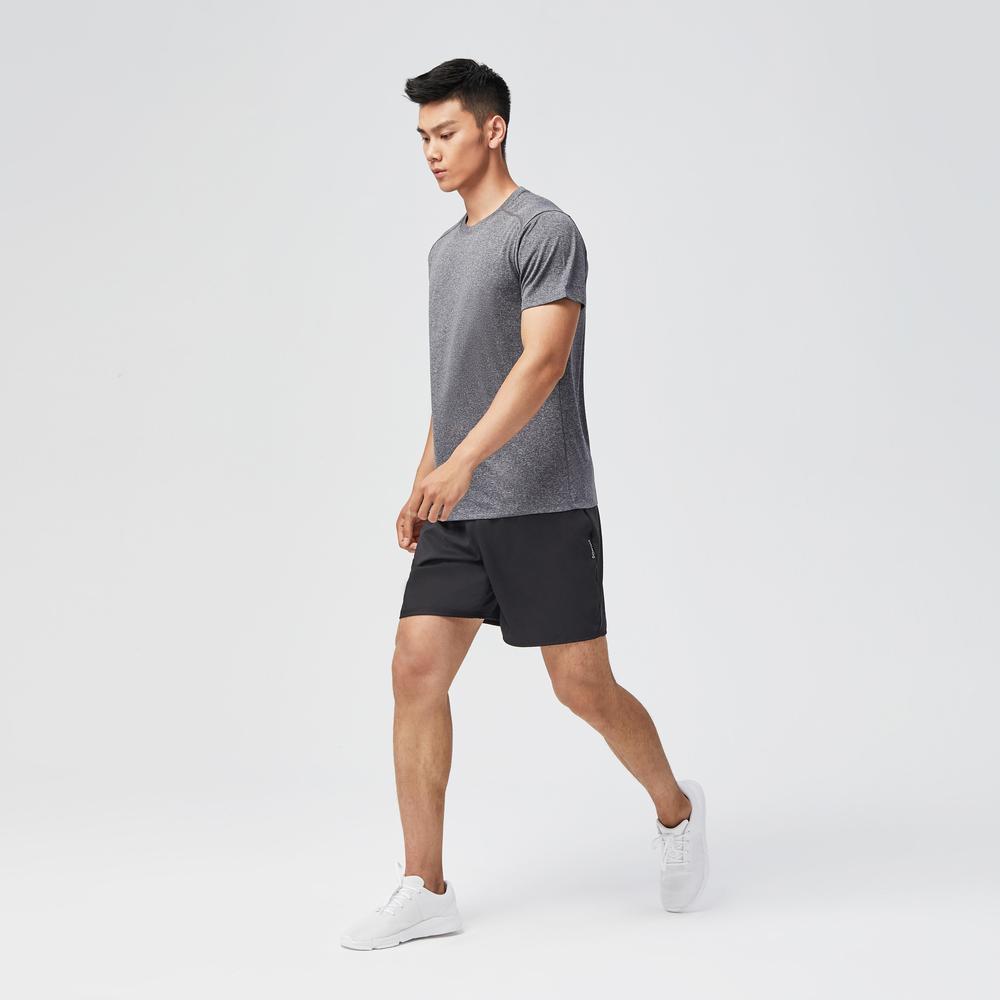 Decathlon Men'S Crew Neck T-Shirt Essential เสื้อยืดผู้ชายสำหรับใส่ออกกำลังกายแบบคาร์ดิโอรุ่น 100 - Grey - รูปที่ 2