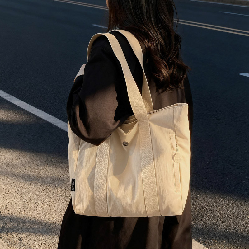 กระเป๋าสะพายแบบ_lazy_tote สไตล์ญี่ปุ่น