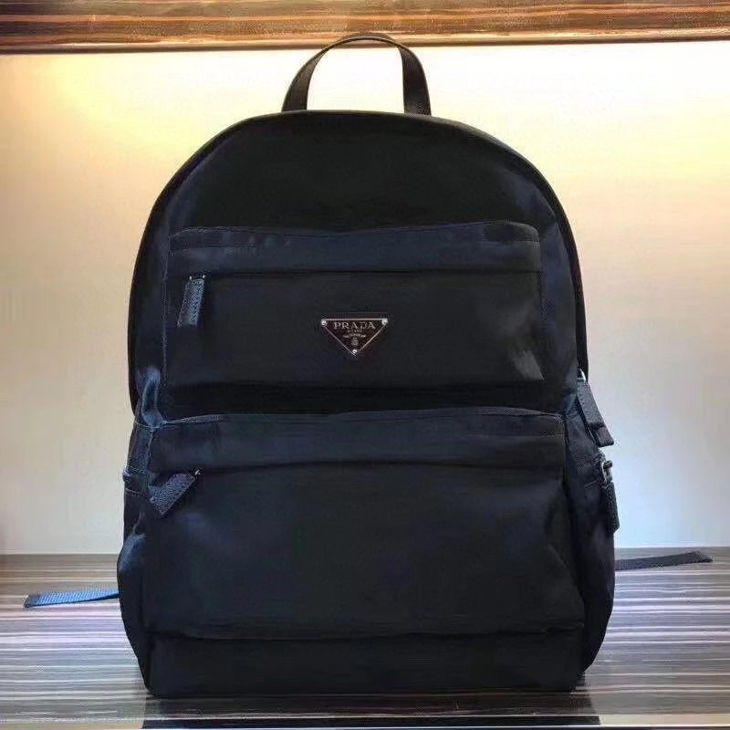 Prada Bag กระเป๋าเป้ไนลอนผู้ชาย