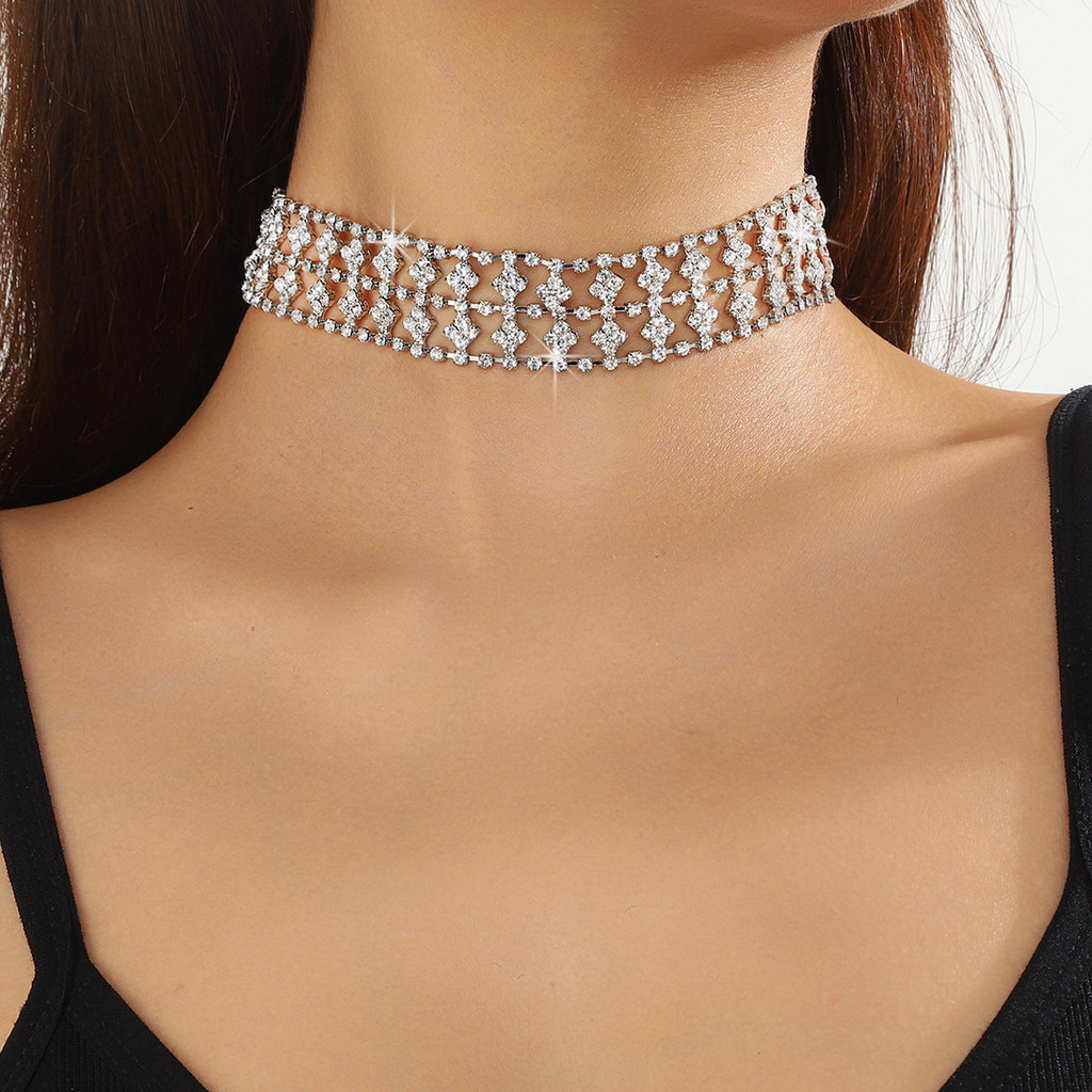 สร้อยคอสไตล์ยุโรป-อเมริกัน พลอยเทียม สายโซ่เงางาม JWK8