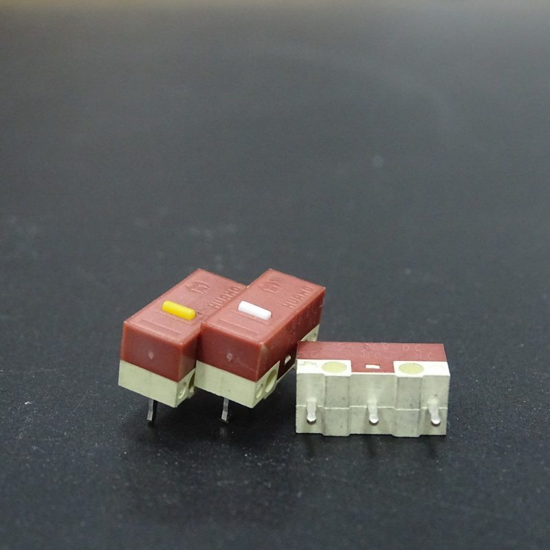 ของแท้ HUANO HUANO เมาส์ไมโครสวิตช์เงียบเงียบอะไหล่ซ่อมปุ่มสามพินจุดสีเหลืองจุดสีขาว