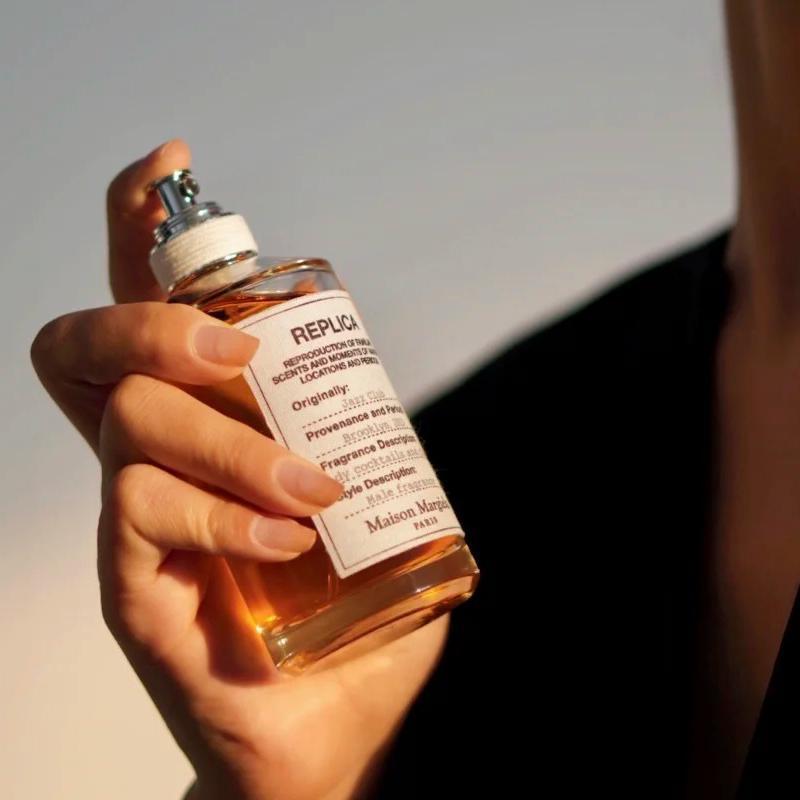 【น้ำหอมแบ่งขาย】แท้ 100%💎 Lazy Sunday Morning & Jazz Club EDT 2ml/5ml/10ml น้ําหอม unisex น้ำหอมผู้ชาย - รูปที่ 5