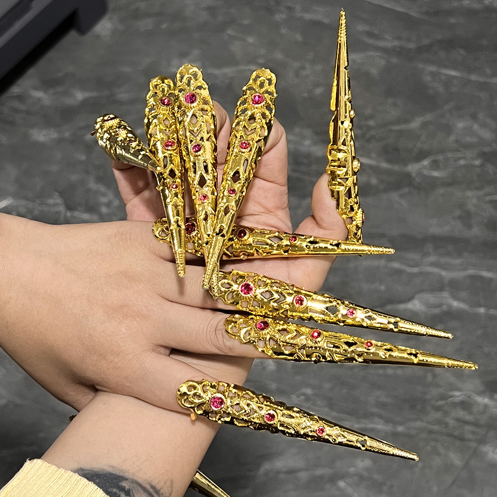 Retro เครื่องแต่งกาย Palace ฟิล์มโทรทัศน์ละคร Queen Armor เล็บยาวพันมือ Guanyin Qinggong ชุดนิ้วอุปก