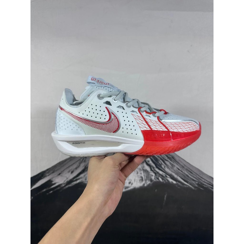 Nike Classic GT.Cut 3 EP GT3 รองเท้าบาสเก็ตบอลสไตล์ Combat สำหรับทั้งการเล่นและสวมใส่ในชีวิตประจำวัน