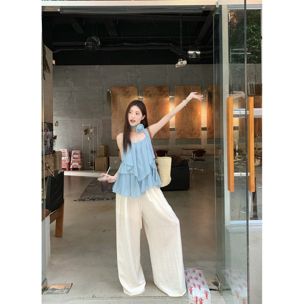 จัดส่งจากกรุงเทพ-การออกแบบที่ทันสมัยสุดๆ เสื้อชีฟองสายสะพาย คอวีสไตล์สุดฮอต หลวมท็อปส์ซู ราคา ถูกที่สุด ดีลบีเคเค แกลเลอรีภาพที่ 4