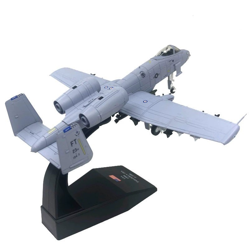 1: 100Thunderbolt Thunderbolt Attack Aircraft Big Shark Mouth A-10 Fighter Aircraft Model