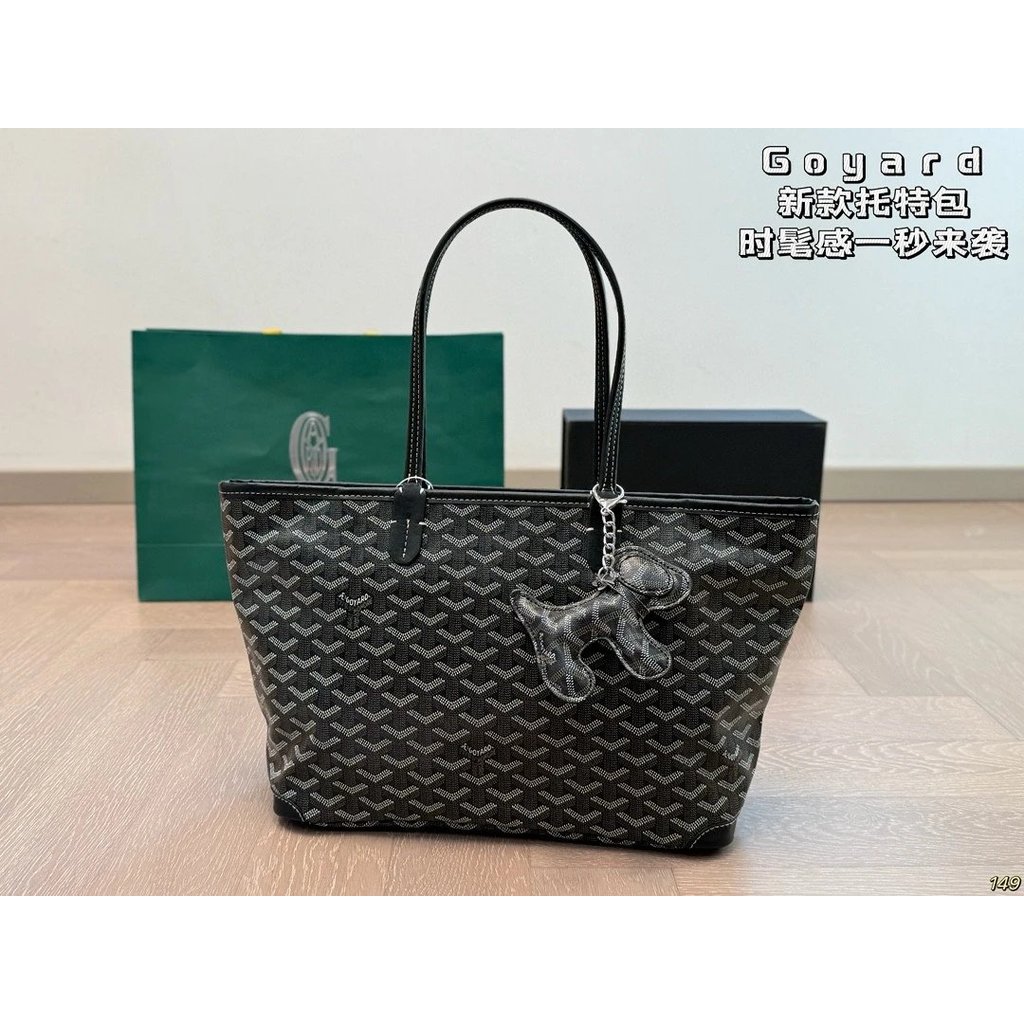 6 ️ ⃣ Goyard Goyard Tote Bag Fashion Sense Is Coming in One Second
มันคือโทน ที่ชื่นชอบของสาวสวย~ 
ไ