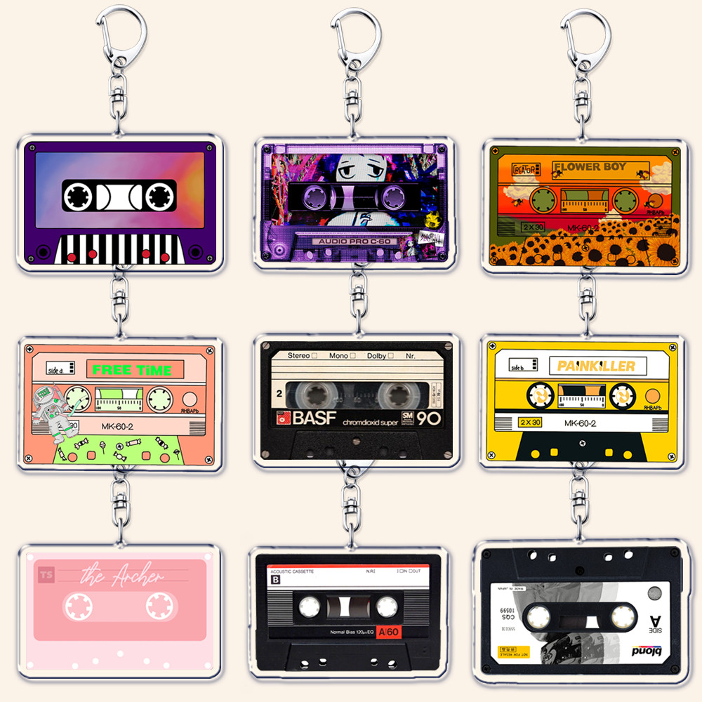Nostalgia 80s Vintage Cassette เทปพวงกุญแจสําหรับอุปกรณ์เสริมกระเป๋า 90s เพลง Mixtape พวงกุญแจเครื่อ