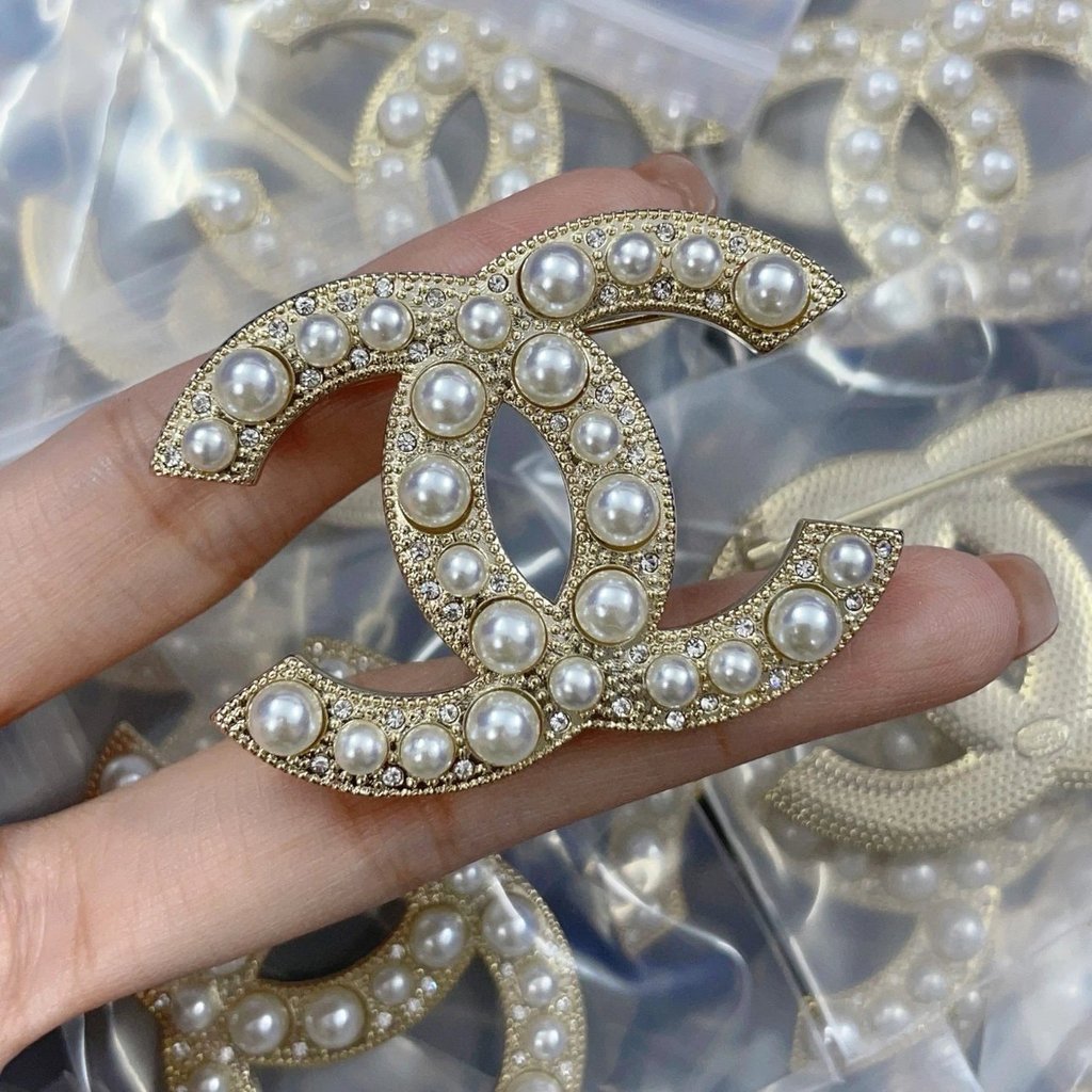 ร้อนขายจัดส่งฟรี100ไทยครบรอบฉบับที่มุก พลอยเทียม เข็มกลัดเข็มกลัดขนาด4.7 x3.5เซนติเมตรทองเหลืองเหล็ก