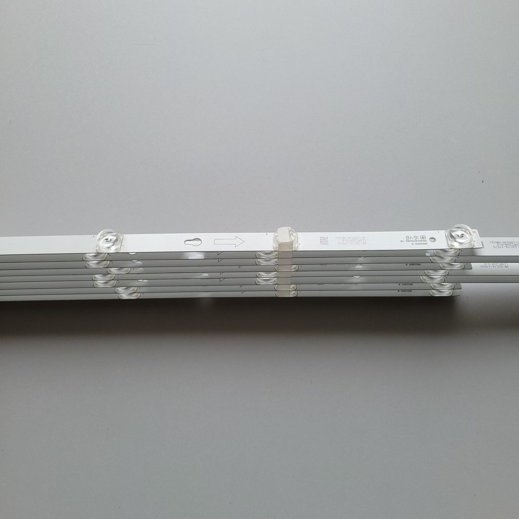 TCL B55A658U B55A858U แถบแสง L55P2-UD 55D2900 4C-LB5504-HR08J/03