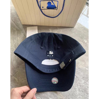 Korea เคาน์เตอร์แท้ 100% หมวกแก๊ปทรงคลาสสิก LA & NY Unisex รุ่น Yankees / Dodgers