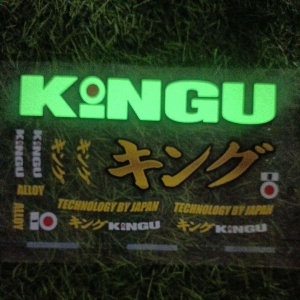 KINGU สติ๊กเกอร์โลหะผสมพร้อมไฟขนาดใหญ่สําหรับรถจักรยานยนต์ RIMS