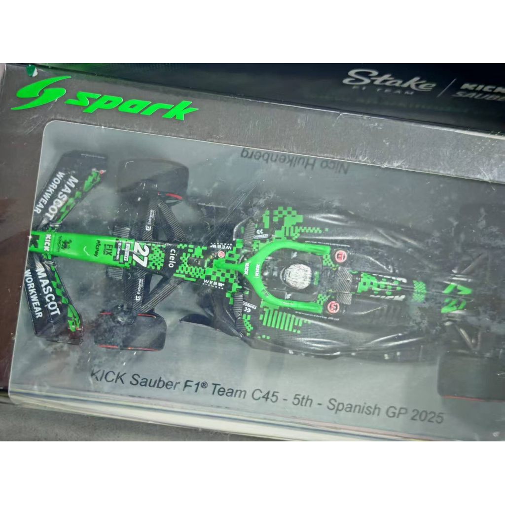 [คลังสินค้าพร้อม] spark 1 43 Racing Car Model kick sauber f1 gp2025 บนการจัดส่ง