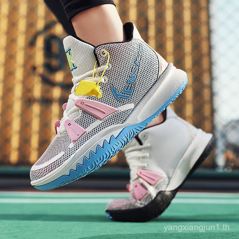 รองเท้าKyrie6 ของIrving แบบยืดหยุ่น ใช้ได้ทั้งผู้ชายและผู้หญิง