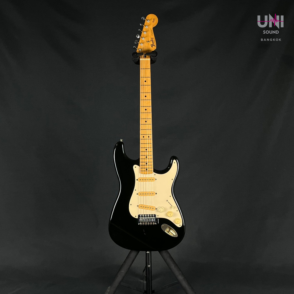 กีต้าร์ไฟฟ้า Fender Mexico Stratocaster