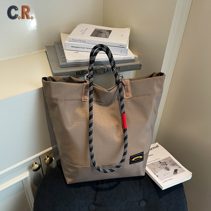 C.R.Tote bag ไนลอนแฟชั่น | น้ำหนักเบา ทนทาน | ขนาดใหญ่ ใช้ได้ทั้งกลางแจ้งและทำงาน | กระเป๋าสะพายไหล่ผู้หญิงผู้ชายใช้ได้
