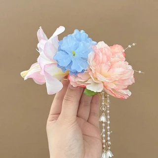 กิ๊บดอกไม้ขนาดเล็กสำหรับผม สร้อยข้อมือประดับเพชร เพิ่มความสวยงามให้ทรงผมของคุณ!