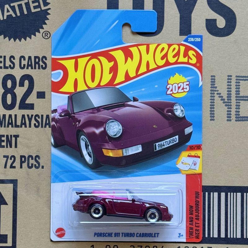 [จัดส่งด่วน] 239#2025N ล้อร้อน HOTWHEELS PORSCHE 911 TURBO PORSCHE 911 Convertible
