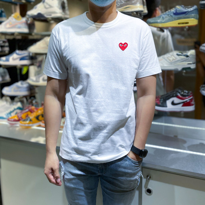 CDG PLAY Mens Black Play Come Des Garcons White Tee (หัวใจสีแดง) ของแท้ 100%
