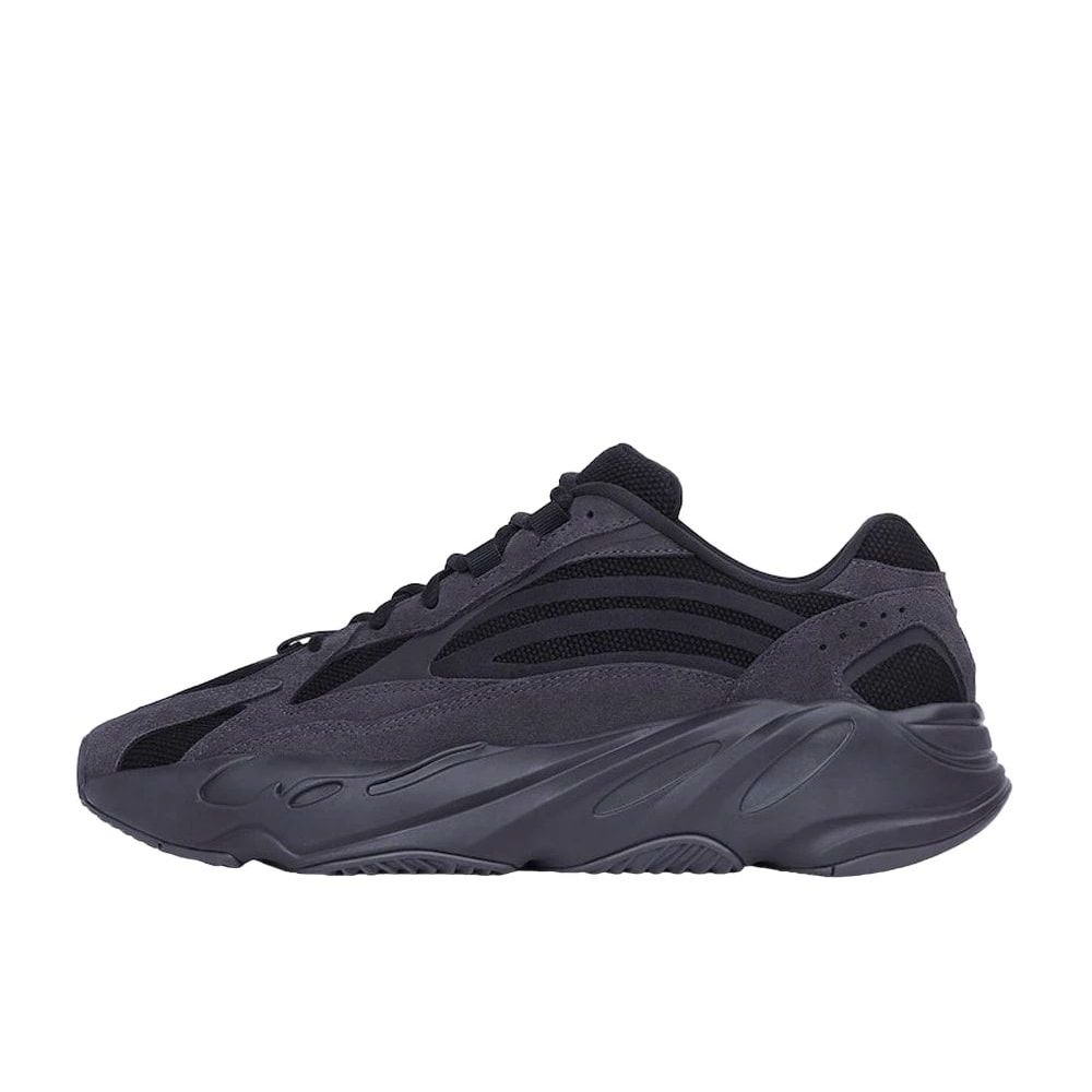 adidas YEEZY BOOST 700 V2 Vanta Unused