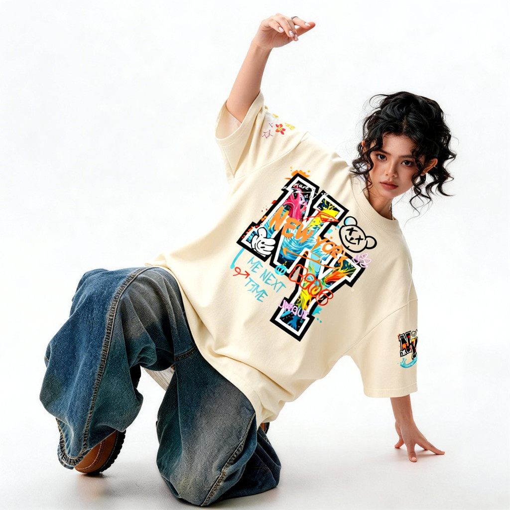 TEE·SHOP เสื้อยืด oversize เสื้อเท่ๆ เกาหลี “NY Graffiti” ไม่หดตัว เสื้อแฟชั่นใ เกาหลีสไตล์ พิมพ์ลาย ผ้านิ่มใส่สบาย COD ราคา ถูกที่สุด ดีลบีเคเค แกลเลอรีภาพที่ 5
