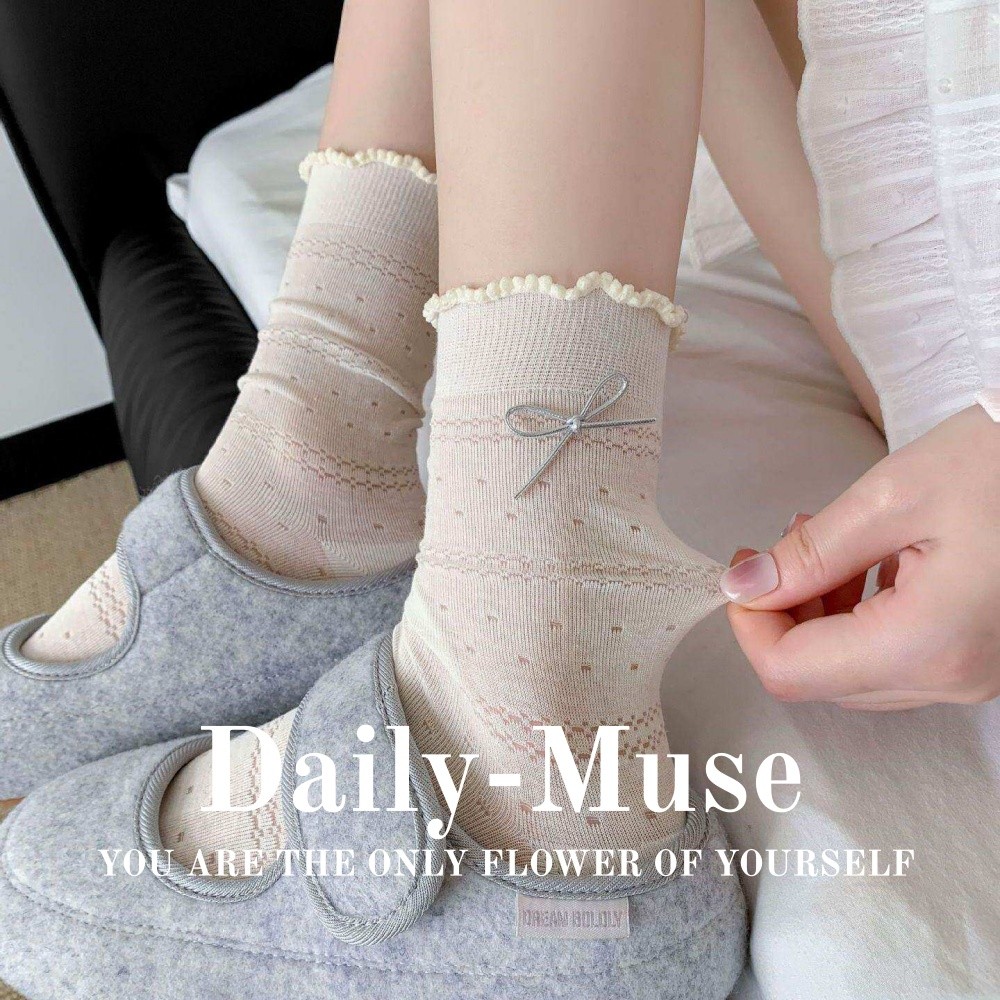 Daily-Muse ถุงเท้าผูกโบว์น่ารัก ถุงเท้าตาข่ายเนื้อบางระบายอากาศได้ดี ตกแต่งด้วยลูกไม้