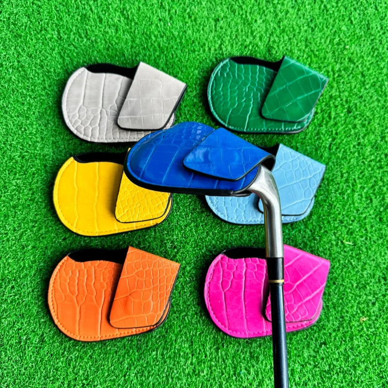 ฝาครอบเตารีดกอล์ฟพร้อมแม่เหล็กที่แข็งแกร่งปิดสีสัน Headcover Wedges ครอบคลุม Fit สําหรับยี่ห้อเตารีดกอล์ฟ DSQF