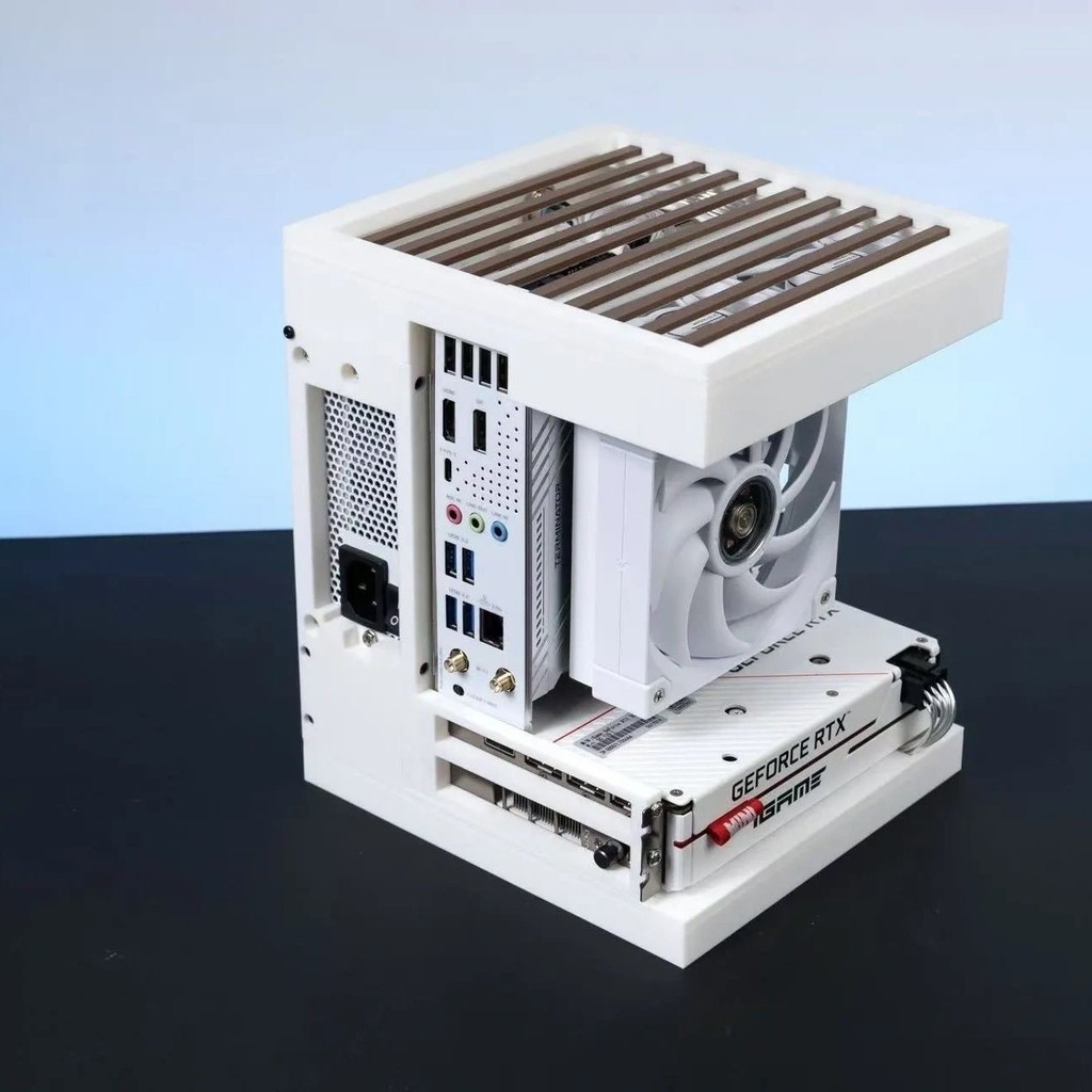 พัดลมเคสคอม คอม ห้องตัวอย่างเปิด Seaview 3D Printing ITX เหมาะสําหรับผู้เล่น DIY
