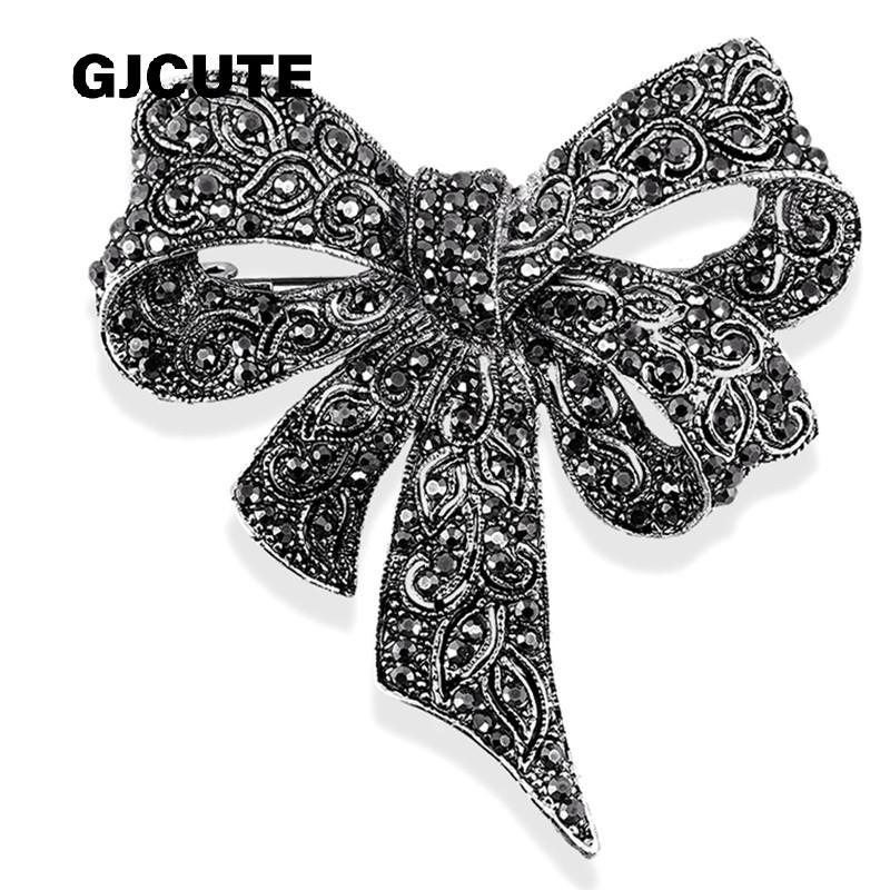 GJCUTE คริสตัล Rhinestone โบว์เข็มกลัด Pin ผู้หญิงเสื้อคอปก Big Bowknot เข็มกลัดเครื่องประดับ WTD