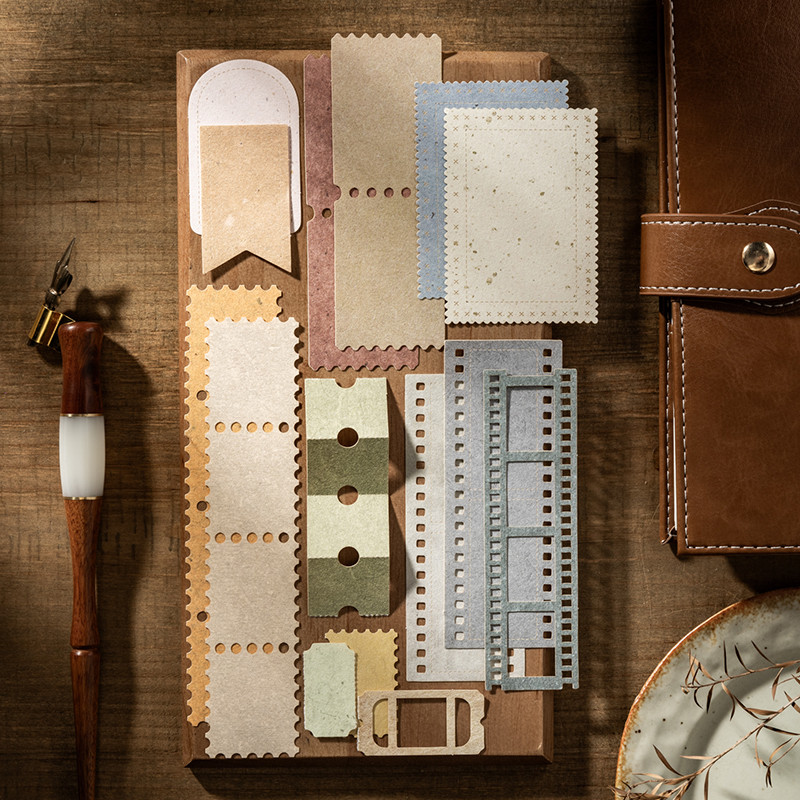 WEI 30 ชิ้น [กระดาษเปล่าคอลเลกชัน] Vintage น้ําหนักเบาสมุดภาพกระดาษตั๋วเปล่าแถบฟิล์ม Basic Collage Embellishments สําหรับ Scrapbooking