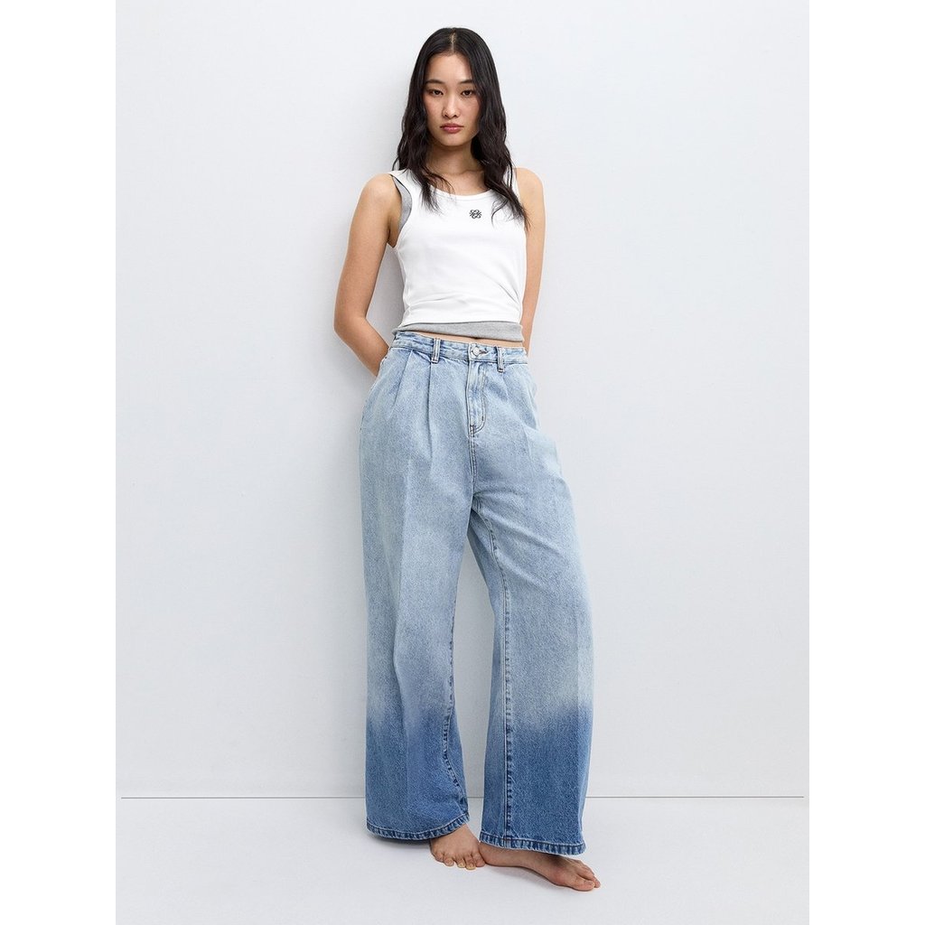 [Pomelo] กางเกงยีนส์เอวสูงขากว้างไล่เฉดสีปลายขา / High Waisted Wide Leg Jeans with Gradient Wash
