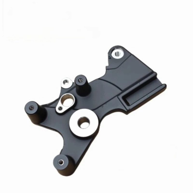 ชิ้นส่วนรถจักรยานยนต์ด้านหลังเบรค Caliper ติดตั้งสําหรับ CFMOTO 250NK CF250 CF250NK CF MOTO 250 NK25