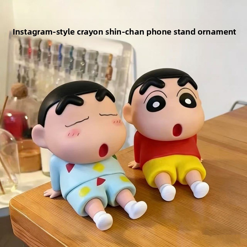 น่ารัก Crayon Shinchan ขาตั้งโทรศัพท์ INS สไตล์ Action Figure น่ารักเดสก์ท็อปผู้ถือเครื่องประดับ