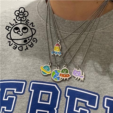 Earth Station Rocket สร้อยคอน่ารัก aliengarden ลูกแมว Planet Garden Alien Original UFO แฟชั่น VCTW