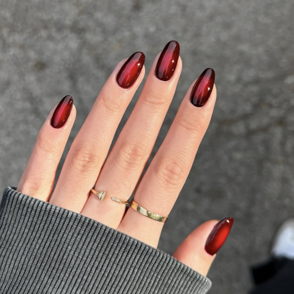 Y2k Cool Spice Red Smudge Contrast Color Wear Nails Nails Short Almond Nails เล็บปลอม2026112มจ