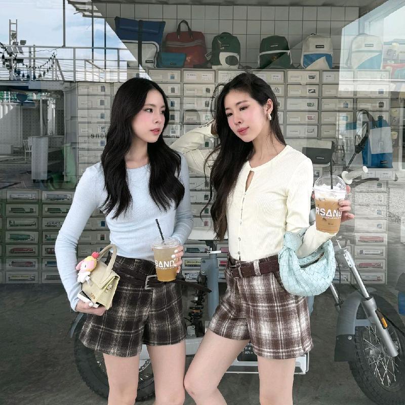 กางเกงขาสั้นลายสก็อตสไตล์ปารีสแบบใหม่ (กางเกงขาสั้นลายสก็อต) - สวยงามและหรูหรา