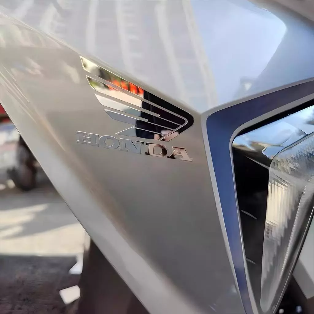 สติกเกอร์โลโก้ Honda Metal Wing สำหรับ Click125 SH125 PCX160 Air Blade Winner X Vario Beat thumbnail 4