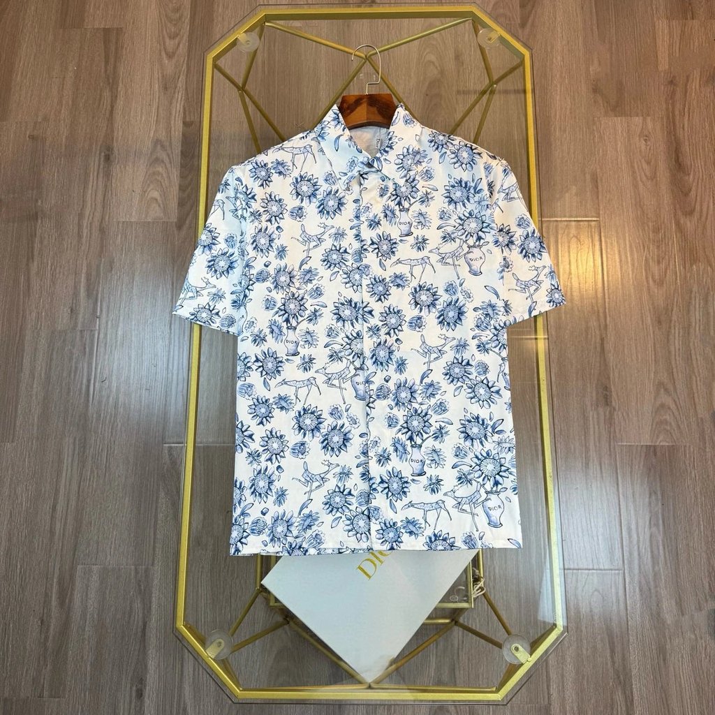 เสื้อเชิ้ตแขนสั้นดีไซน์ใหม่ จากผ้าไหมแท้ ในสไตล์ Dior