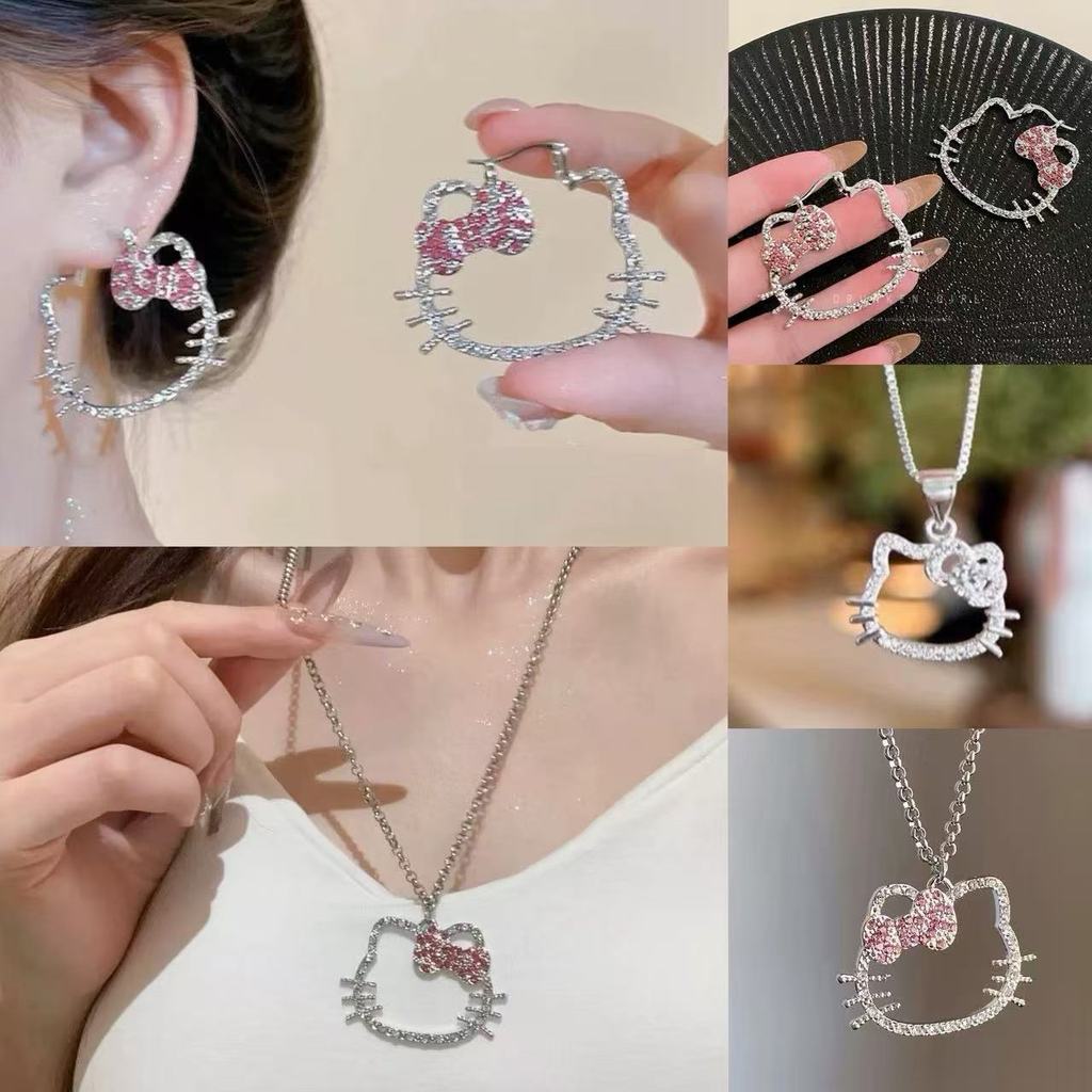 สร้อยคอลายน่ารัก Hello Kitty ประดับด้วยเพชรสังเคราะห์ มีความเบาและหรูหรา