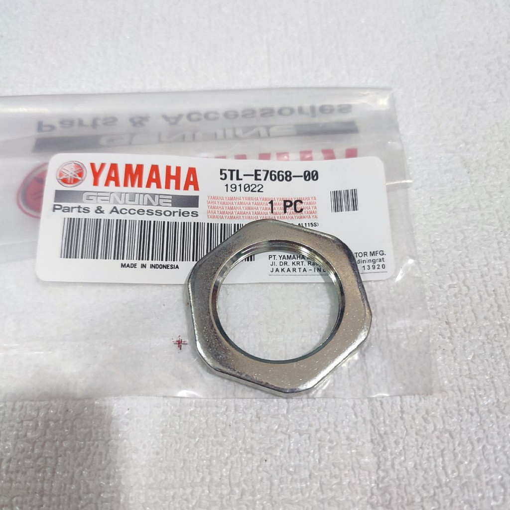 น็อตขนาดใหญ่ด้านหลัง PULLY PULLEY MIO SPORTY SMILE VARIO SCOOPY BEAT ORIGINAL YGP 5TL-E7668-00