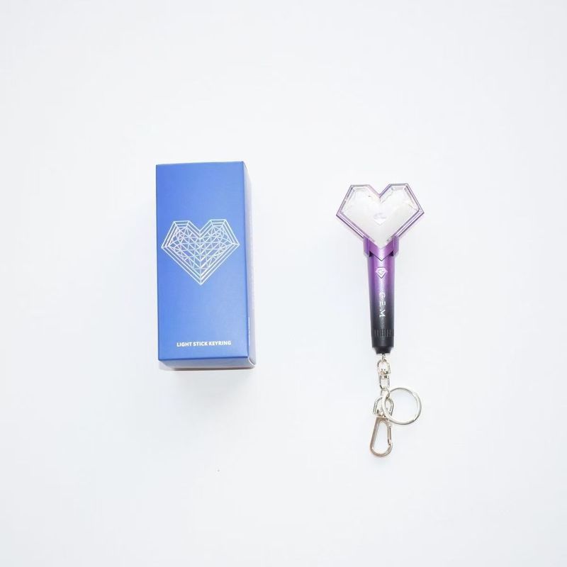 ความบันเทิงเกาหลี Pioneer Deng Ziqi Mini Chess Mini Cheer Stick พวงกุญแจ Luminous จี้อุปกรณ์ต่อพ่วงจ