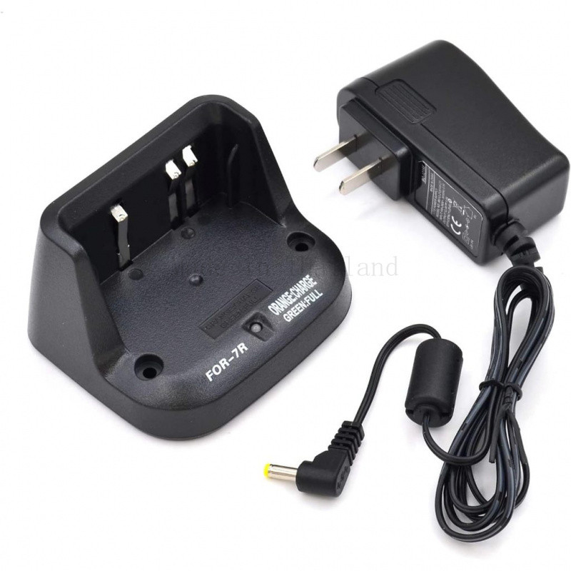 YAESU CD-15 CD-15A Rapid Charger สําหรับ YAESU VX-5 VX-5R VX-6 VX-6R VX-7R VXA-700 FNB-58Li FNB-80Li