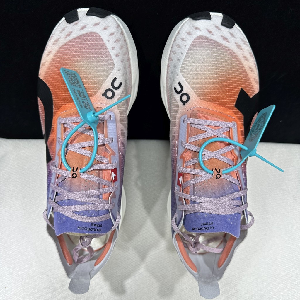 บนวิ่งบน cloudboom Strike ผู้ชายและผู้หญิงรองเท้าวิ่งกีฬารองเท้ามาราธอน ongg GRL8