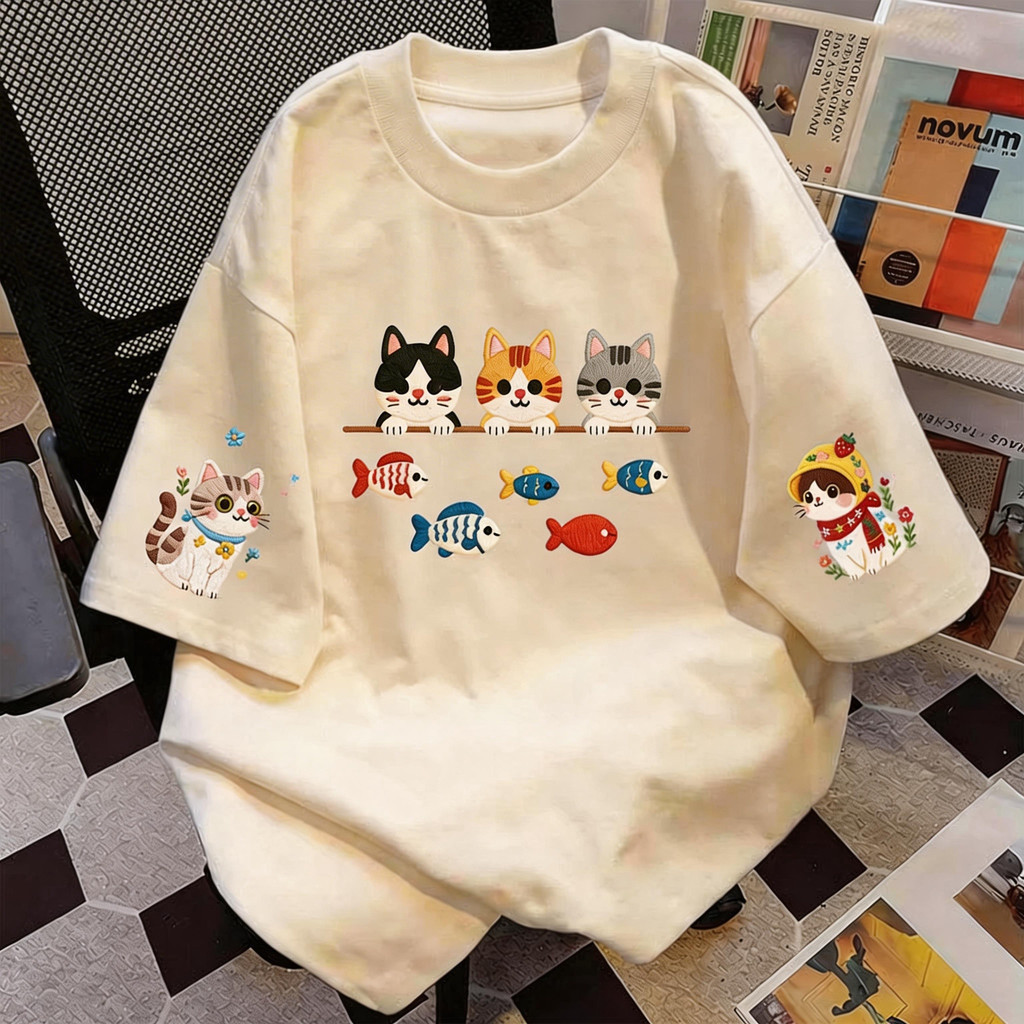 TEE·SHOP🍀เสื้อยืด oversize เสื้อเท่ๆ เกาหลี"Cat fish"ไม่หดตัว เสื้อแฟชั่นใ เกาหลีสไตล์ พิมพ์ลาย ผ้านิ่มใส่สบาย  COD