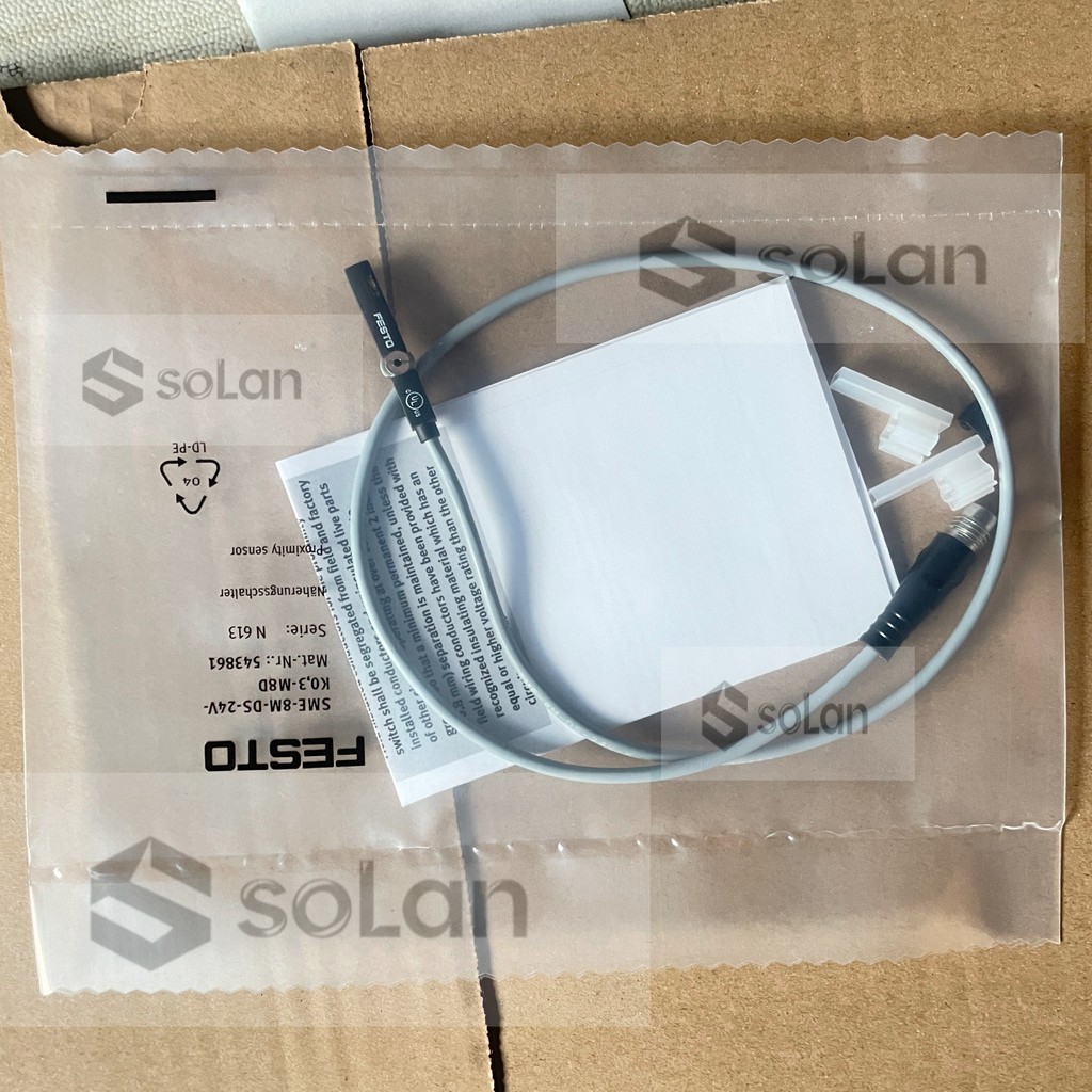 FESTO สวิตช์แม่เหล็ก SME-8M-DS-24V-K-0.3-M8D 543861  SME-8M-ZS-DS-24VK-2.5 OE 543872 543862Brand New