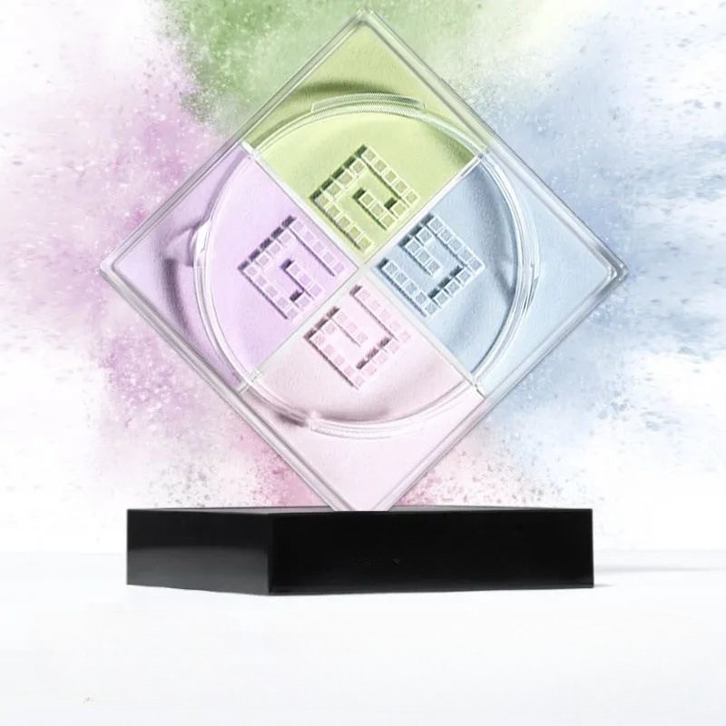 Four Palace Setting Powder Light Traceless Loose Powder 4 * 3g 1 #