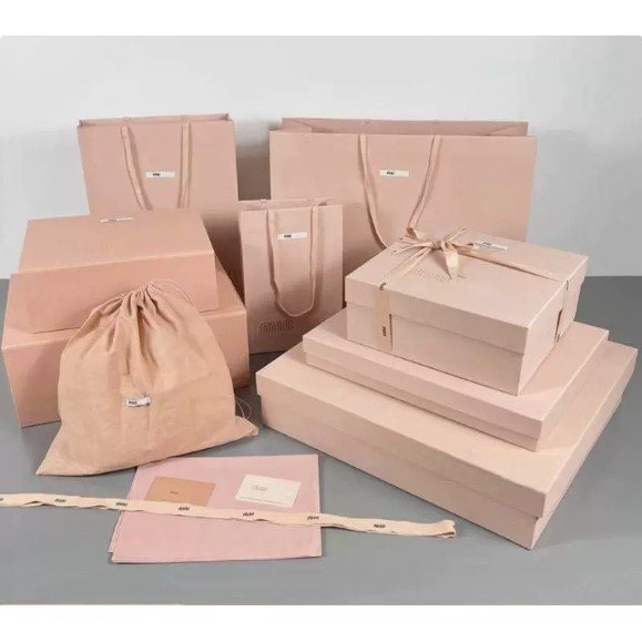 One Piece miu miu packaging Box Big Brand packaging Box Perfume Box Folding packaging Box Clothes Bo