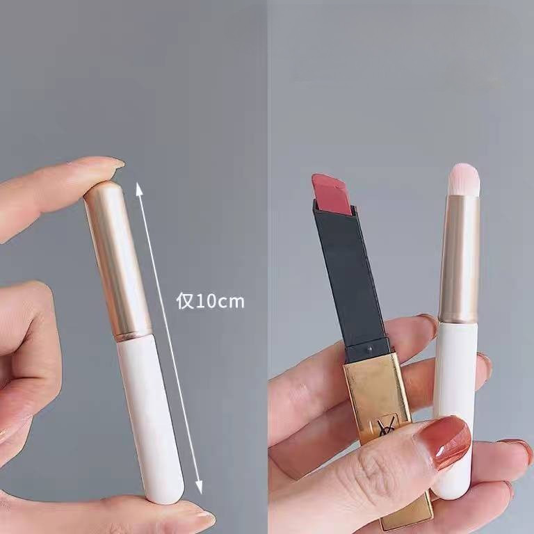 พร้อมส่ง🛒📌 แปรงทาลิปสติก ขนาดกะทัดรัด ขนนุ่ม ราคาย่อมเยา สีสวย น้ำหนักเบา