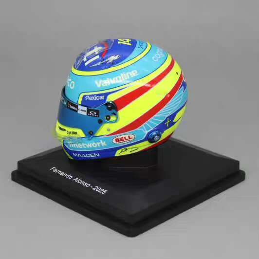 [สต๊อกพร้อม] F1 Formula One Car 1: 5 รุ่น 2025 หมวกกันน็อค Spark Alonso Alonso Aston Martin