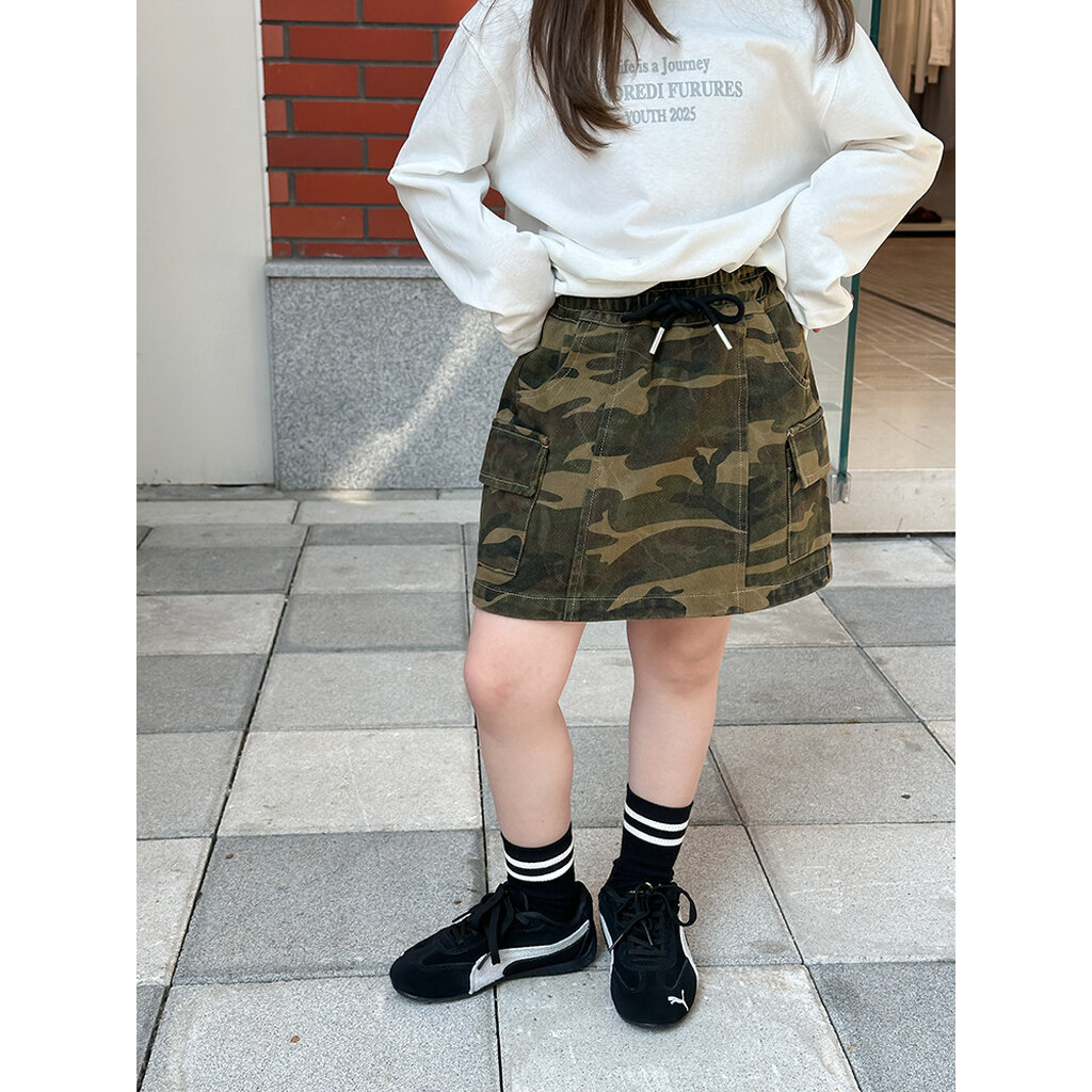 LLB-78 กระโปรงสไตล์สตรีทลายทหาร (Camouflage Utility Skirt) ดีไซน์เท่แต่ใส่ง่าย ทรงเอวสม็อคพร้อมเชือกผูก (ขนาด 90-150)